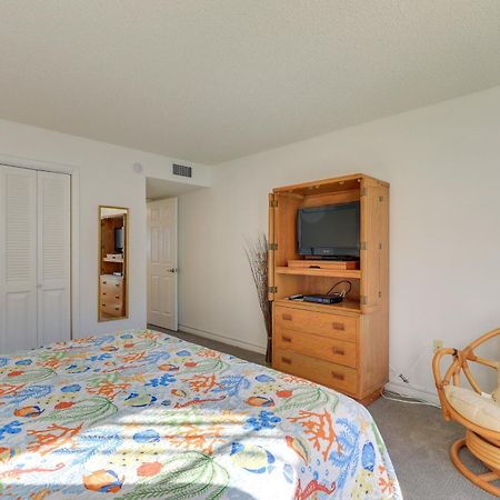 Central Cocoa Beach Condo With View, Steps To Beach! Esterno foto